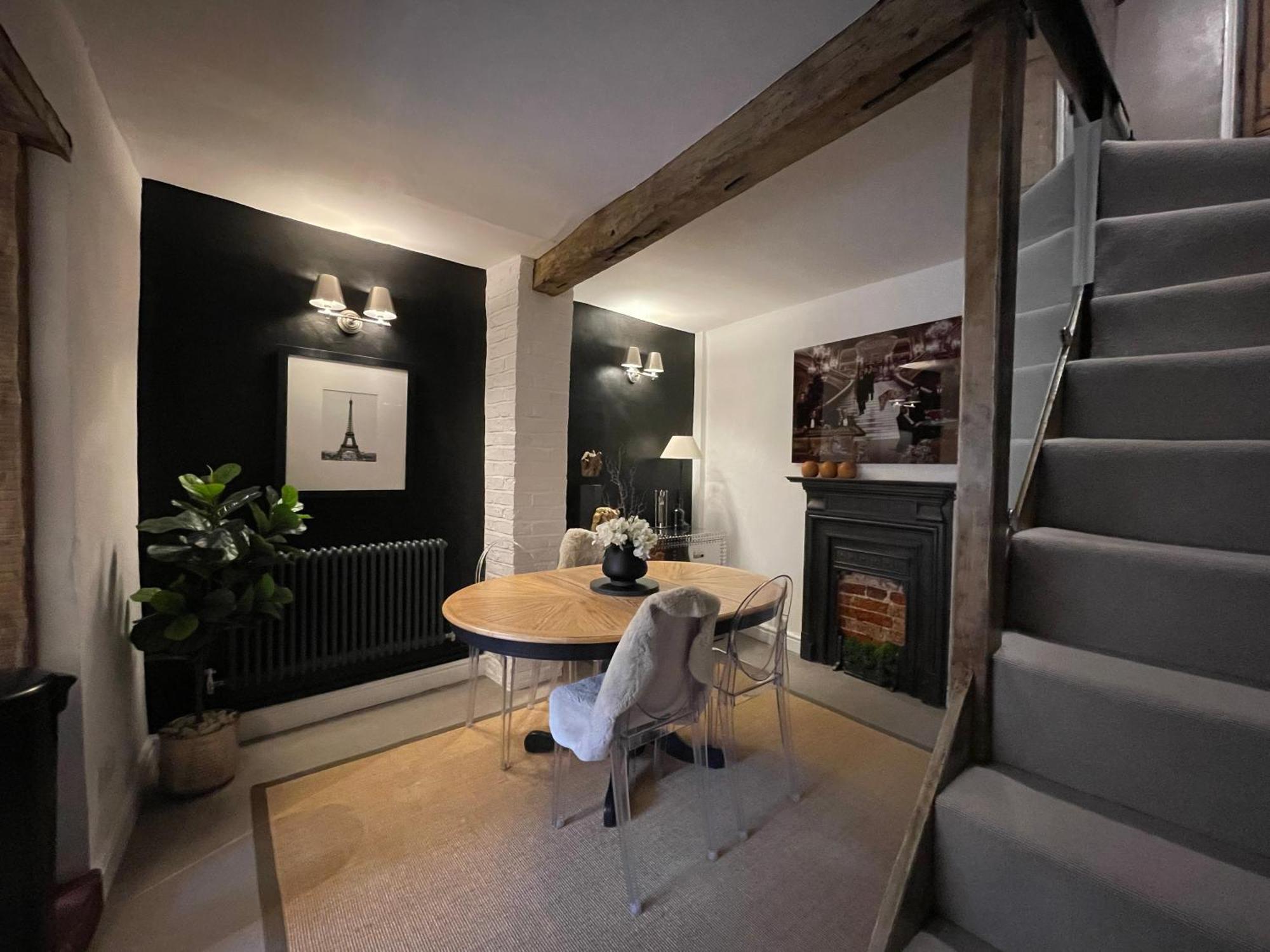 Entire Georgian Luxury Home - 3 Storey- High St Henley-In-Arden -Two Bedrooms-Sleeps 4 Buitenkant foto